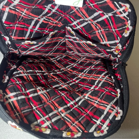 Vera Bradley Pirouette Black Medium Backpack Quilted Cotton Red Black White - Picture 12 of 12